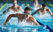 中国队男子4x200自接力夺冠：辉煌时刻见证泳坛实力